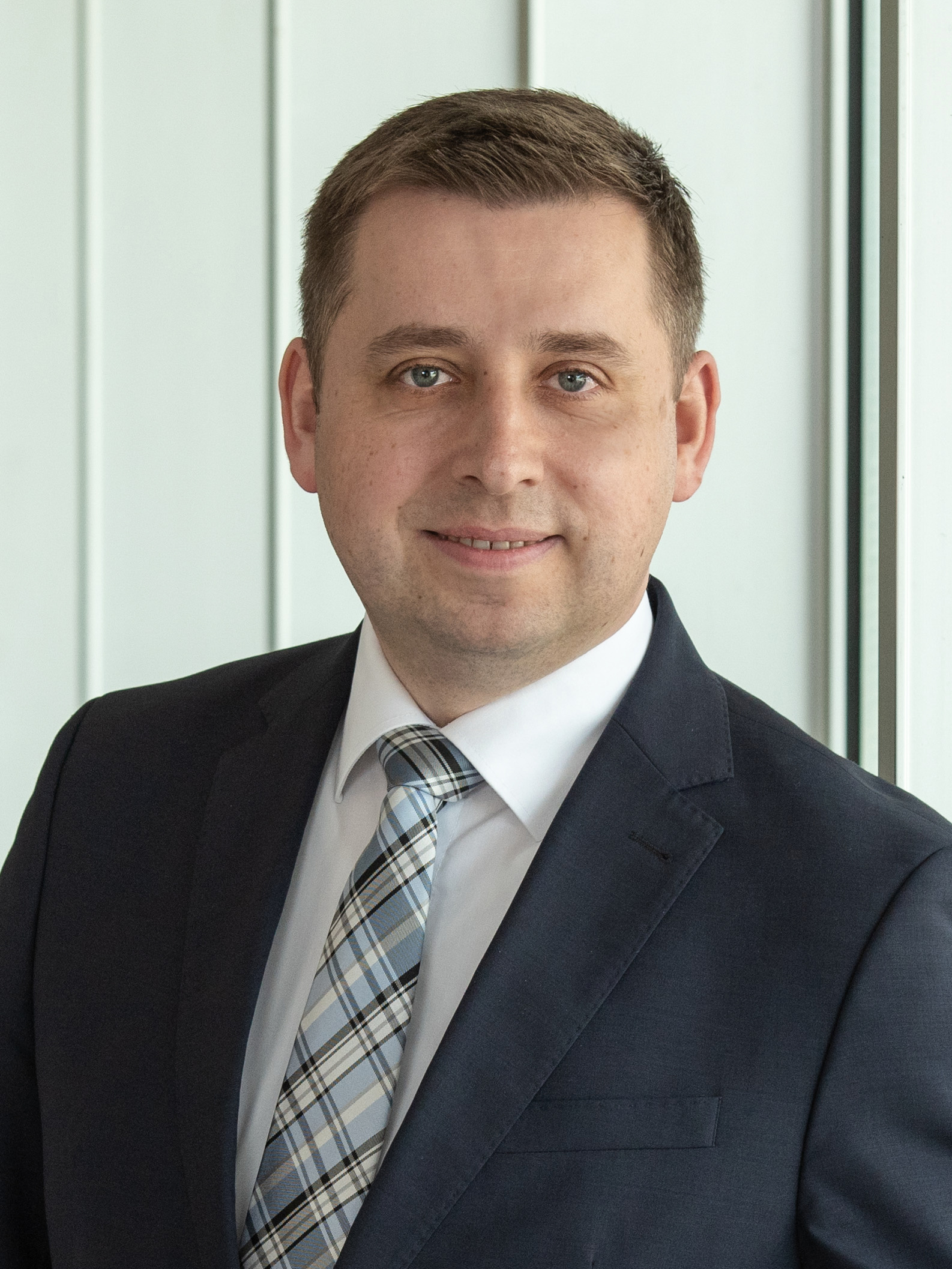 Dr. Lutz Koehler